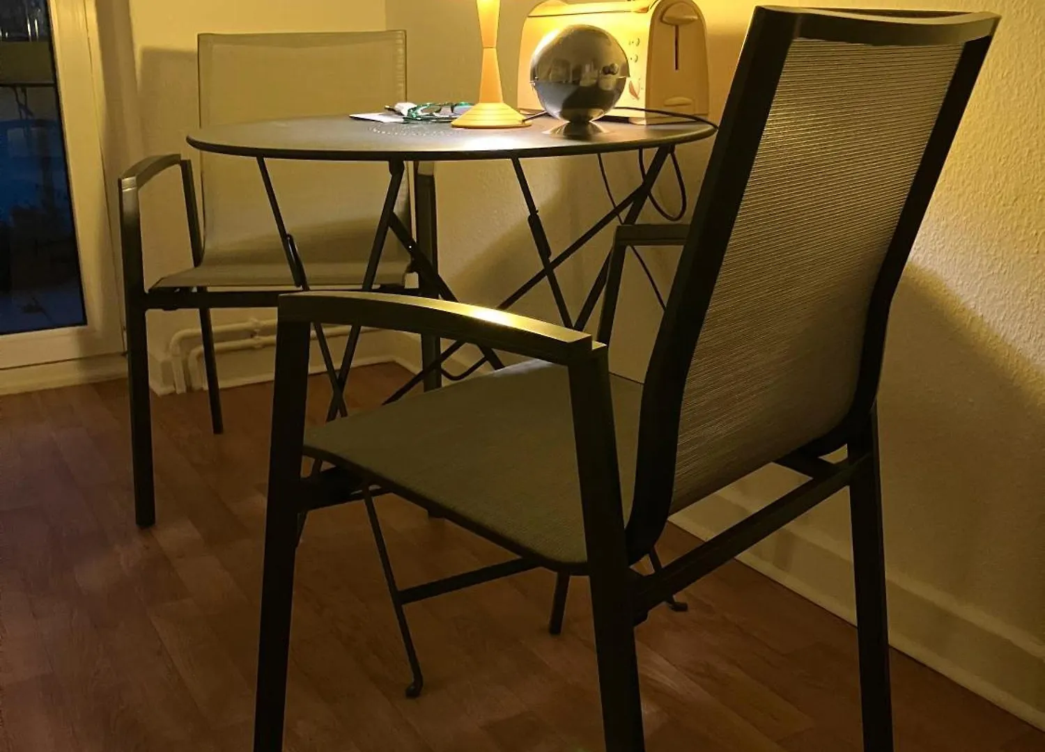 Mid Century Style Messezimmer هانوفر