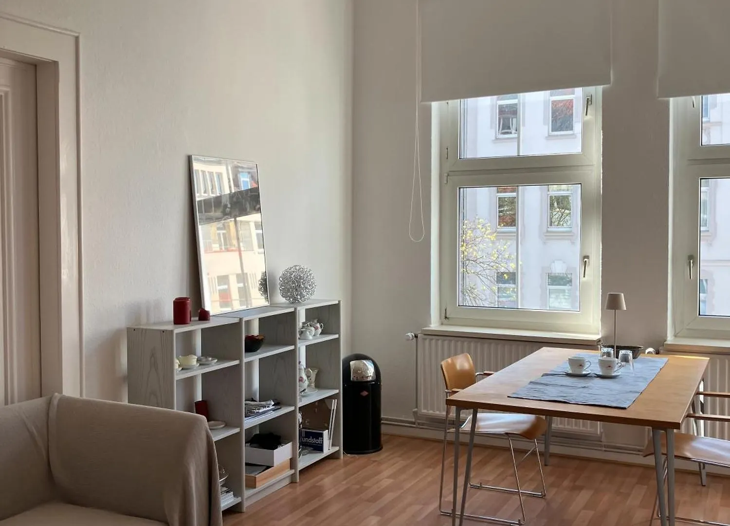 Mid Century Style Messezimmer Hannover 0*,  Německo